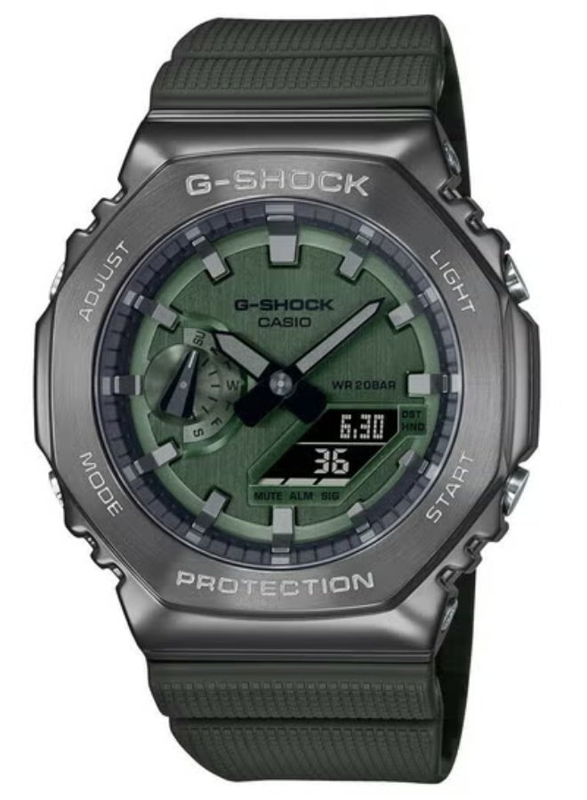 شوك ساعة كاسيو جي شوك للرجال باللون الأخضر، تناظرية/رقمية، التوقيت العالمي GM-2100B-3A - Image 1